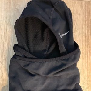 Nike Therma Sphere Hood